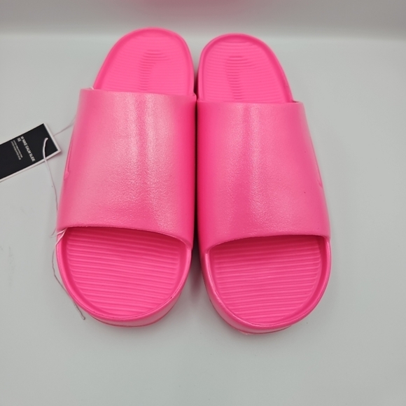Nike Pink Women's Sandals - Picture 3 of 9